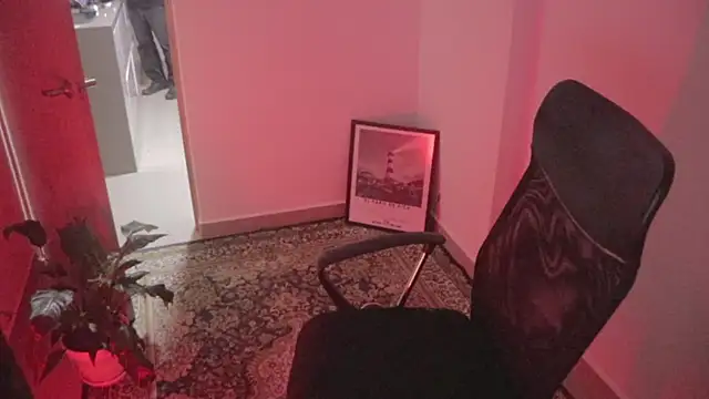 Snapshot of Tony_Hoffa chatting on 01.09.26 Tony Hoffa online show from 01.09.26