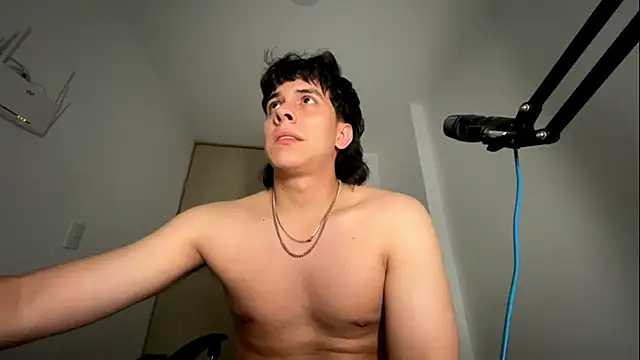 Snapshot of Tony_Hoffa chatting on 01.19.26 Tony Hoffa online show from 01.19.26