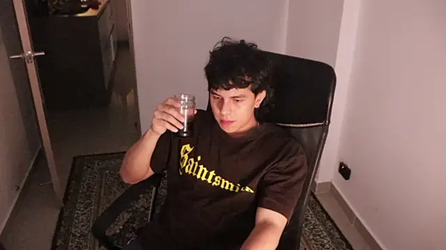 Snapshot of Tony_Hoffa chatting on 02.05.26 Tony Hoffa online show from 02.05.26