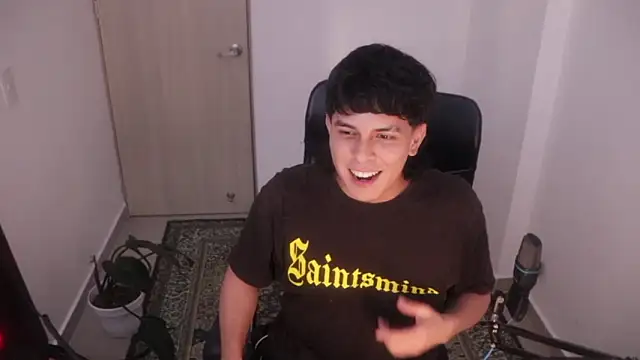 Snapshot of Tony_Hoffa chatting on 02.16.26 Tony Hoffa online show from 02.16.26