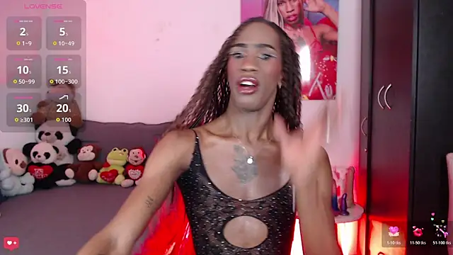 Snapshot of Kendall_Gil chatting on 12.04.25 Kendall Gil online show from 12.04.25