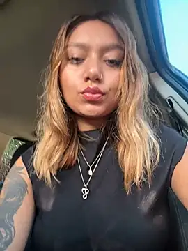 Snapshot of amanda-medrano1 chatting on 01.21.25 amanda-medrano1 online show from 01.21.25