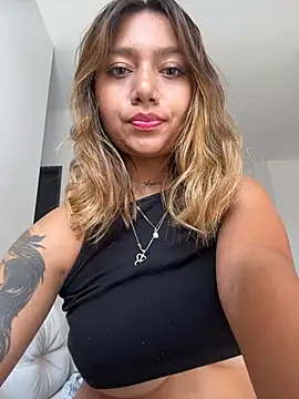 Snapshot of amanda-medrano1 chatting on 01.23.25 amanda-medrano1 online show from 01.23.25