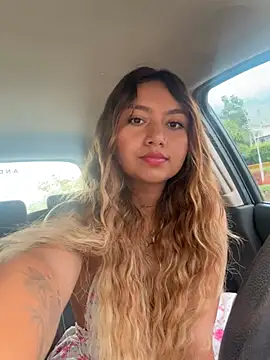 Snapshot of amanda-medrano1 chatting on 02.24.25 amanda-medrano1 online show from 02.24.25