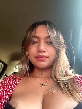 Snapshot of amanda-medrano1 chatting on 09.25.25 amanda-medrano1 online show from 09.25.25