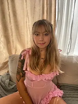 Snapshot of amanda-medrano1 chatting on 02.18.26 amanda-medrano1 online show from 02.18.26