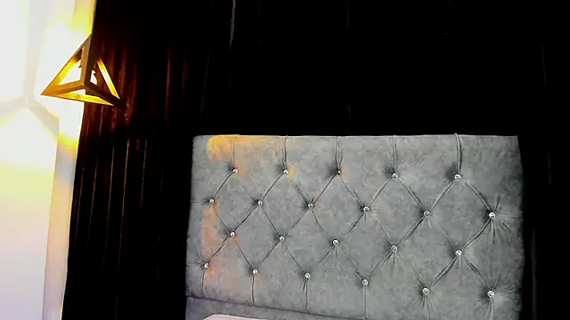 JulessCornett online show from 03.15.25