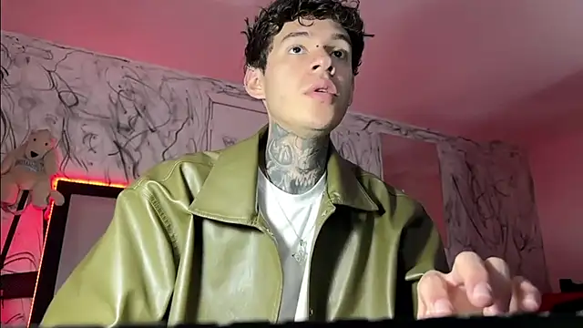 Saturno v online show from 01.31.25