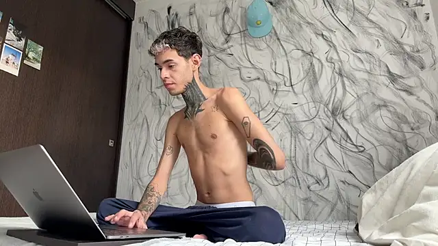 Saturno v online show from 03.28.26