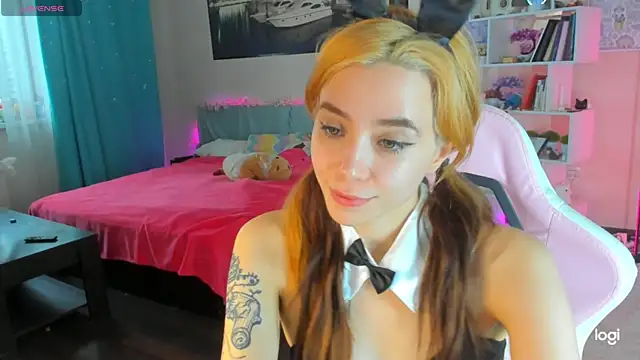 Snapshot of Ramona_Johnson chatting on 02.07.25 Ramona Johnson online show from 02.07.25