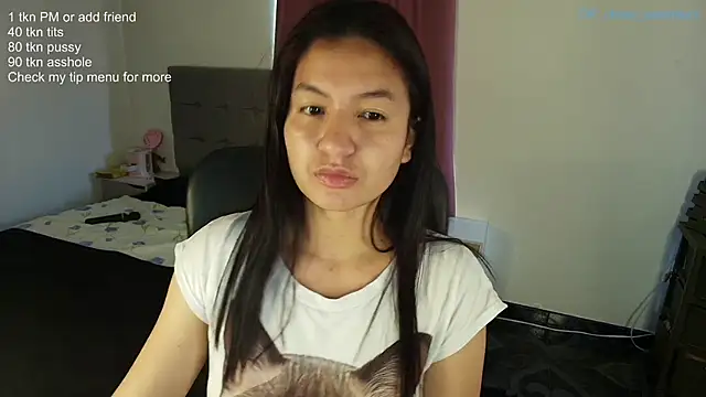 Snapshot of ChloeSanchezx chatting on 06.16.26 ChloeSanchezx online show from 06.16.26