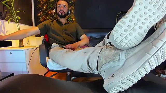 alessandro wye online show from 02.03.26