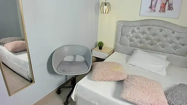 escarleth   online show from 02.27.26