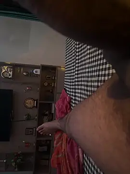 Snapshot of hornyyyy_guyyyy chatting on 03.14.25 hornyyyy guyyyy online show from 03.14.25