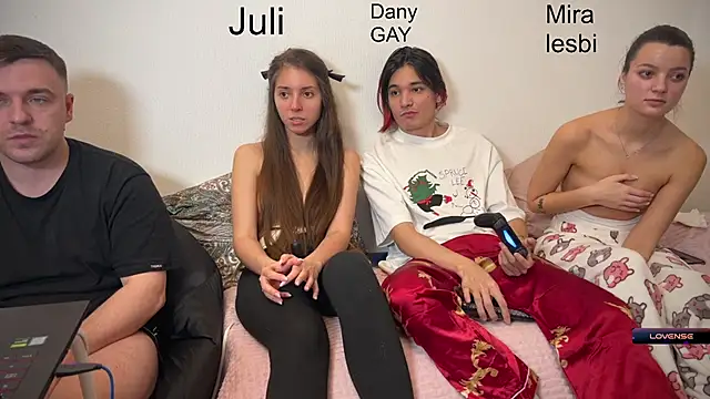 fcjuicy pussy online show from 01.09.25