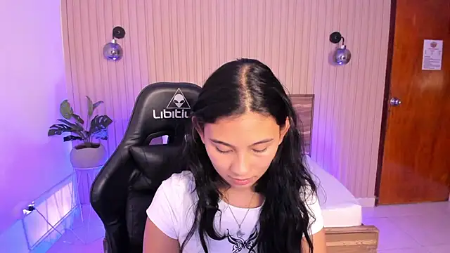 melody flowers online show from 12.30.24