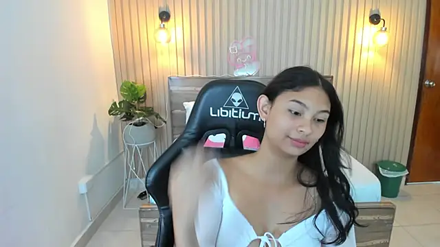 melody flowers online show from 03.20.25