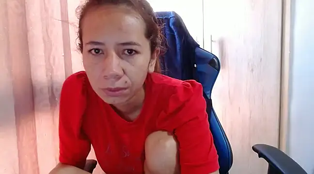 Snapshot of Erotic_latina chatting on 01.30.25 Erotic latina online show from 01.30.25