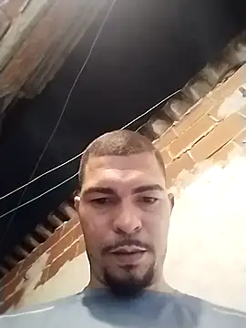 Snapshot of Leopedra2211 chatting on 01.15.26 Leopedra2211 online show from 01.15.26