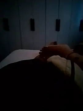 Snapshot of Leopedra2211 chatting on 01.15.26 Leopedra2211 online show from 01.15.26