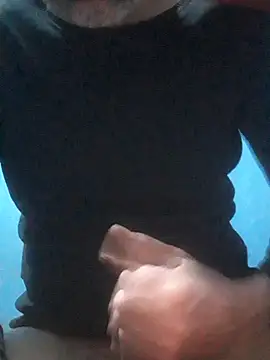 Snapshot of hugosafado333 chatting on 11.04.25 hugosafado333 online show from 11.04.25