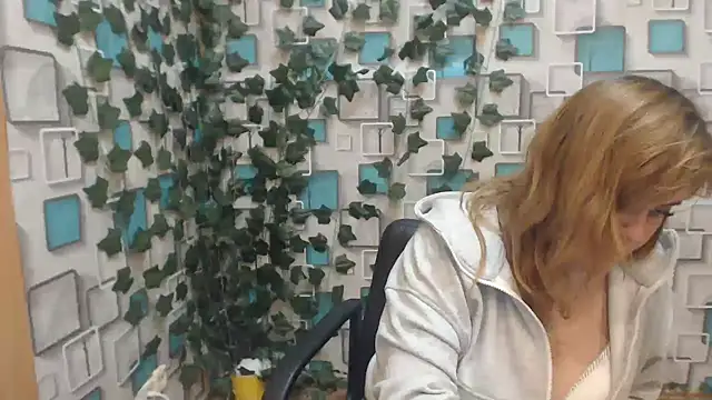 DaniellaKiss online show from 03.08.25