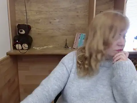 DaniellaKiss online show from 05.13.26