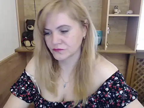 DaniellaKiss online show from 05.27.26