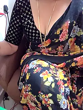 Snapshot of Roja-Telugu777 chatting on 02.16.26 Roja-Telugu777 online show from 02.16.26