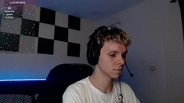 bryamado69 online show from 09.24.25