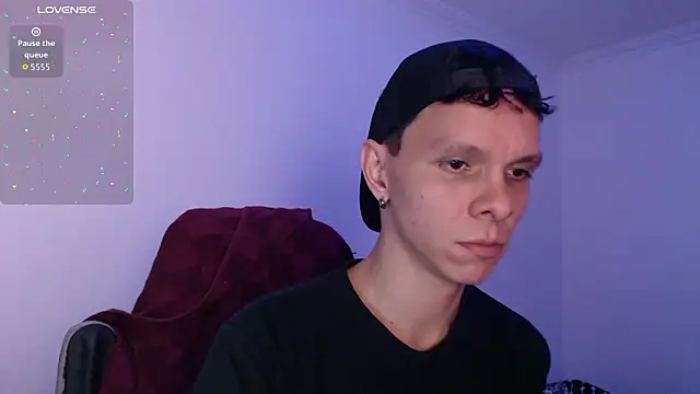 Snapshot of bryamado69 chatting on 02.21.26 bryamado69 online show from 02.21.26