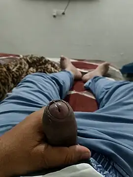 Snapshot of Gururonny07 chatting on 02.18.26 Gururonny07 online show from 02.18.26