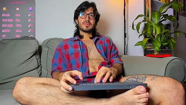 Snapshot of Ackerman_Eren_ chatting on 11.23.25 Ackerman Eren online show from 11.23.25