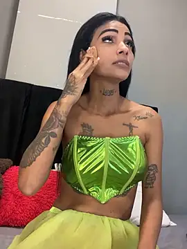 Snapshot of Antonellasmith00 chatting on 11.29.25 Antonellasmith00 online show from 11.29.25