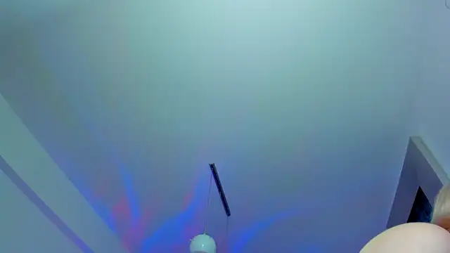 Snapshot of kylieety chatting on 02.18.25 kylieety online show from 02.18.25