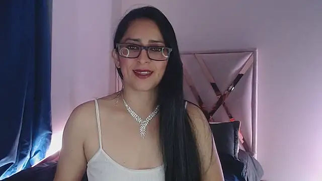 Snapshot of Andrea_Sexx_ chatting on 02.06.25 Andrea Sexx  online show from 02.06.25