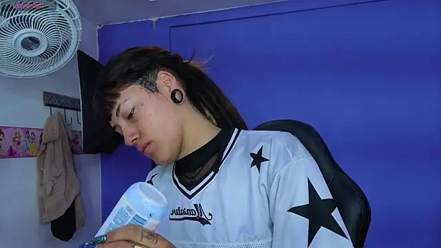  sharlotte777 online show from 11.13.25