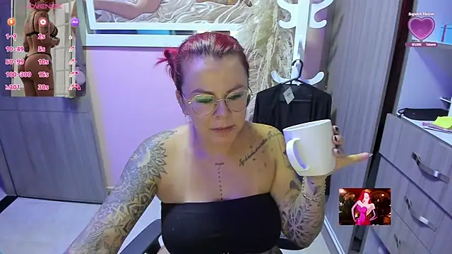 KAROL MILF online show from 06.13.26