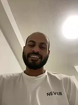 islandvybee55 online show from 01.12.25