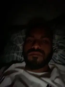 islandvybee55 online show from 02.28.25