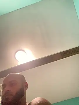 islandvybee55 online show from 02.25.26