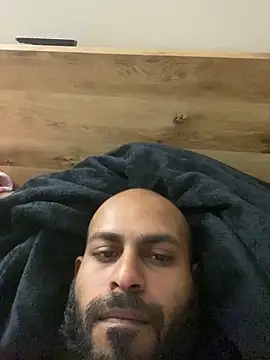 islandvybee55 online show from 03.23.26