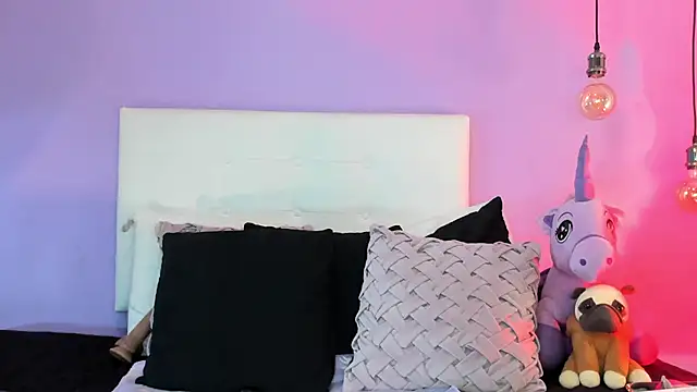 Charlotte11-11 online show from 09.15.25