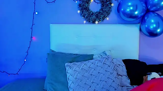 Charlotte11-11 online show from 12.20.25