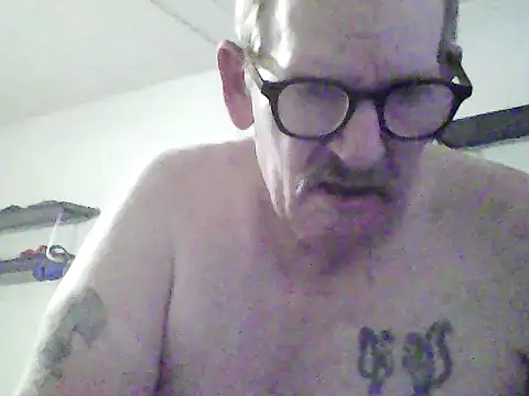 BALLZZZ111 online show from 12.17.25