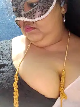 Snapshot of tamilthanushri chatting on 02.03.26 tamilthanushri online show from 02.03.26