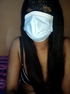 Snapshot of Nethmi156 chatting on 11.13.25 Nethmi156 online show from 11.13.25