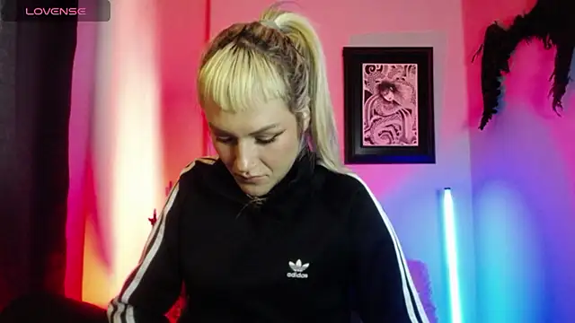 kim jeins11 online show from 09.17.25