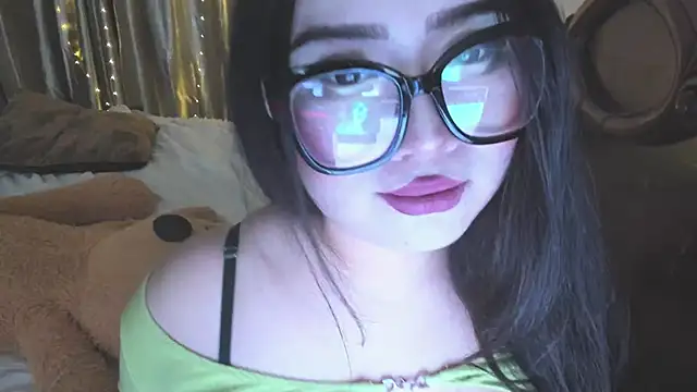 cutie sakura online show from 12.23.24