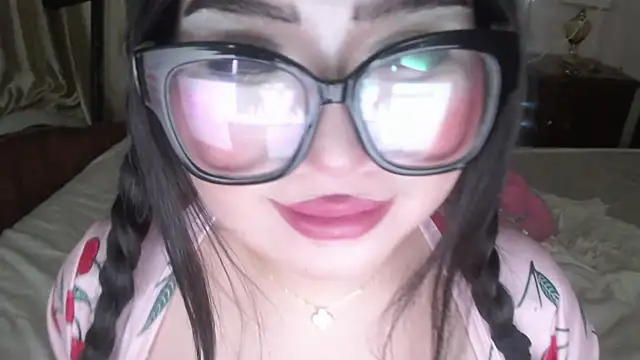 cutie sakura online show from 03.02.25